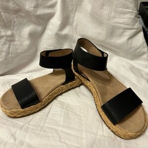 Soul Naturalizer Black Deed Platform Ankle Strap Sandal Sz 6